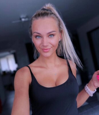 GoldenBrides image 3