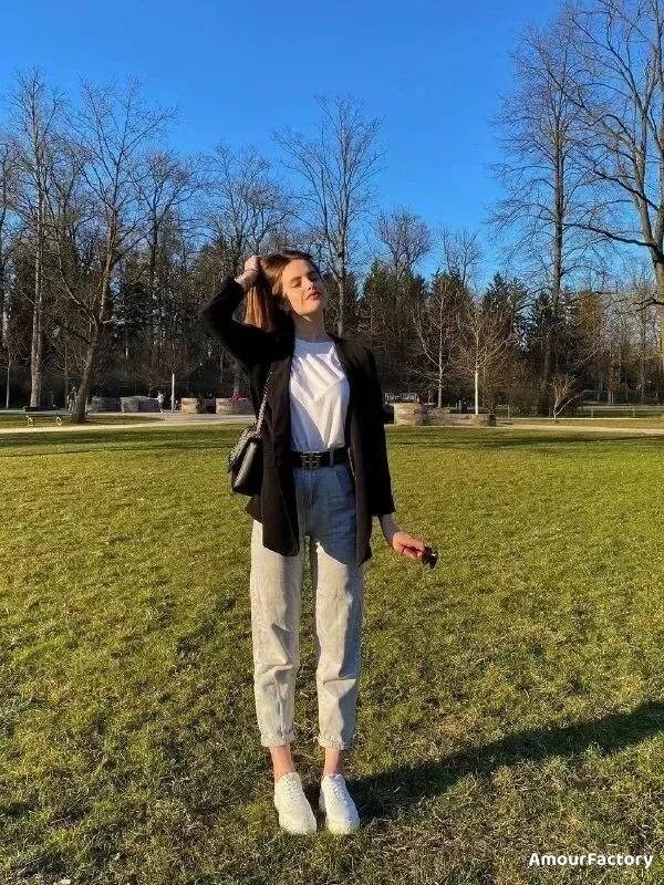 Diana Profile image 4