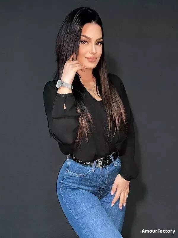 Milica Profile image 4