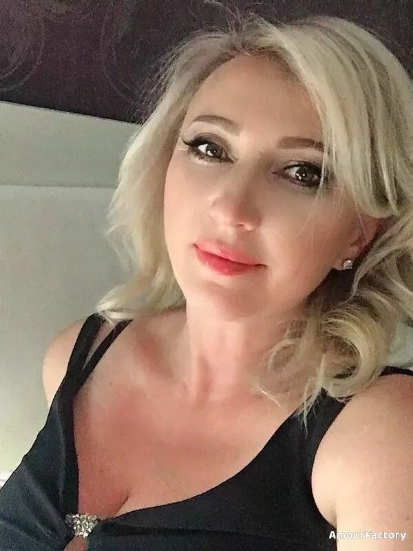 Liliya Profile image 3
