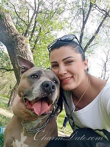 Vika Profile image 1