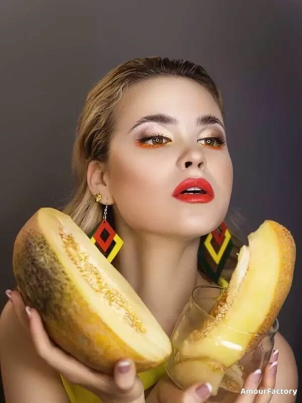 Elizaveta, 22