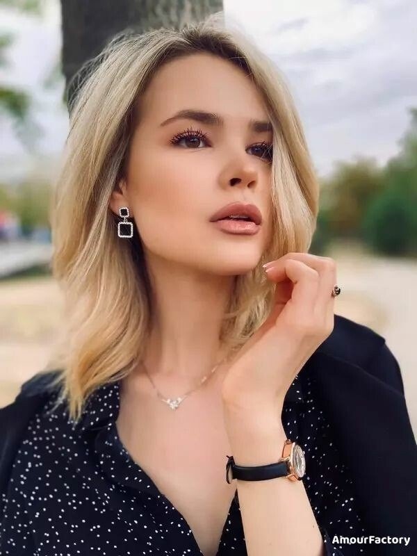 Elizaveta Profile image 5