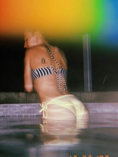 Candy Profile image 1