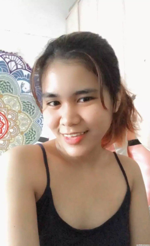 Michelle, 24