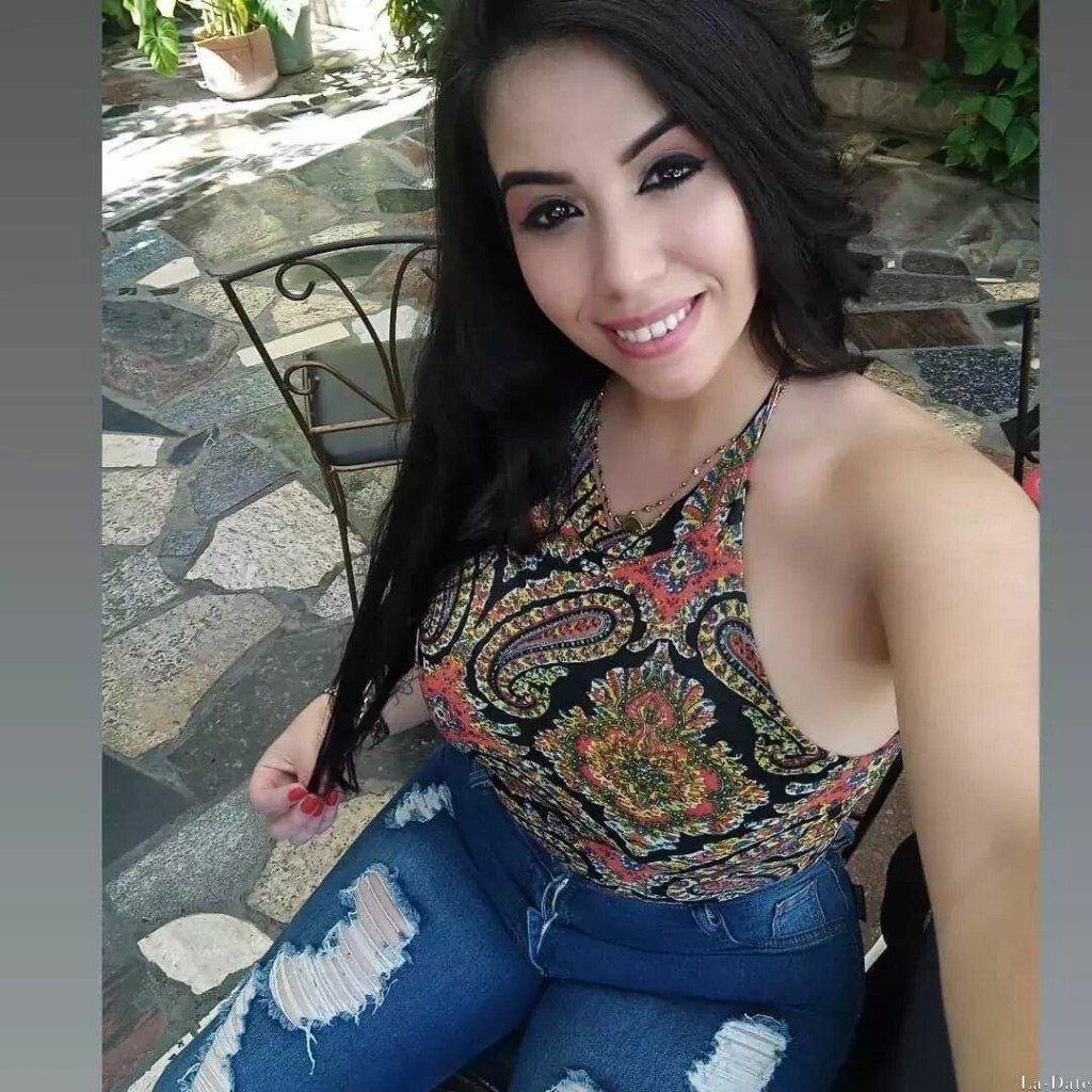 Daniela Profile image 6