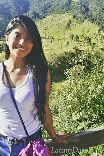 Luisa Profile image 2