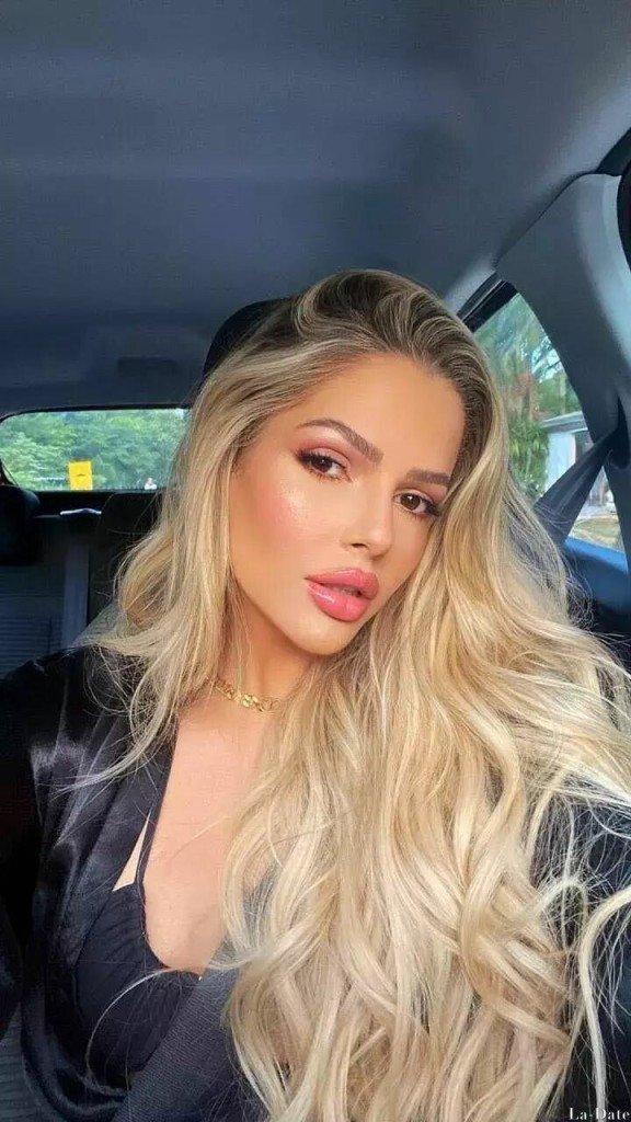 Andreina Profile image 4