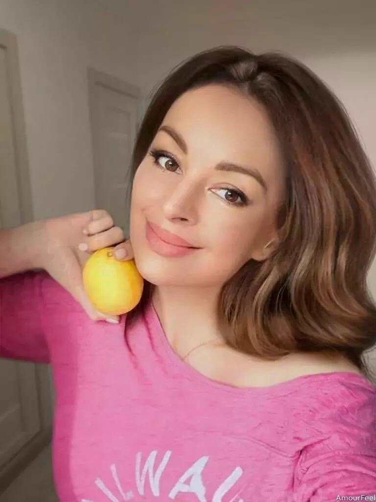 Lina Profile image 5