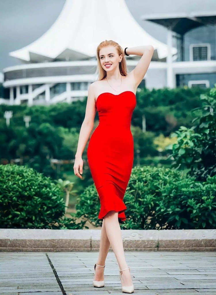 Inna Profile image 4