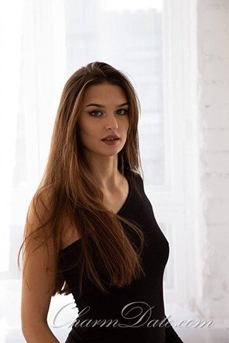Anya Profile image 2