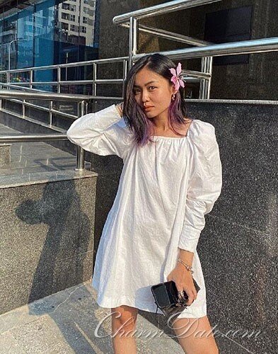 Olesya Profile image 2