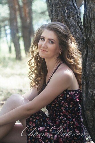 Larisa Profile image 4