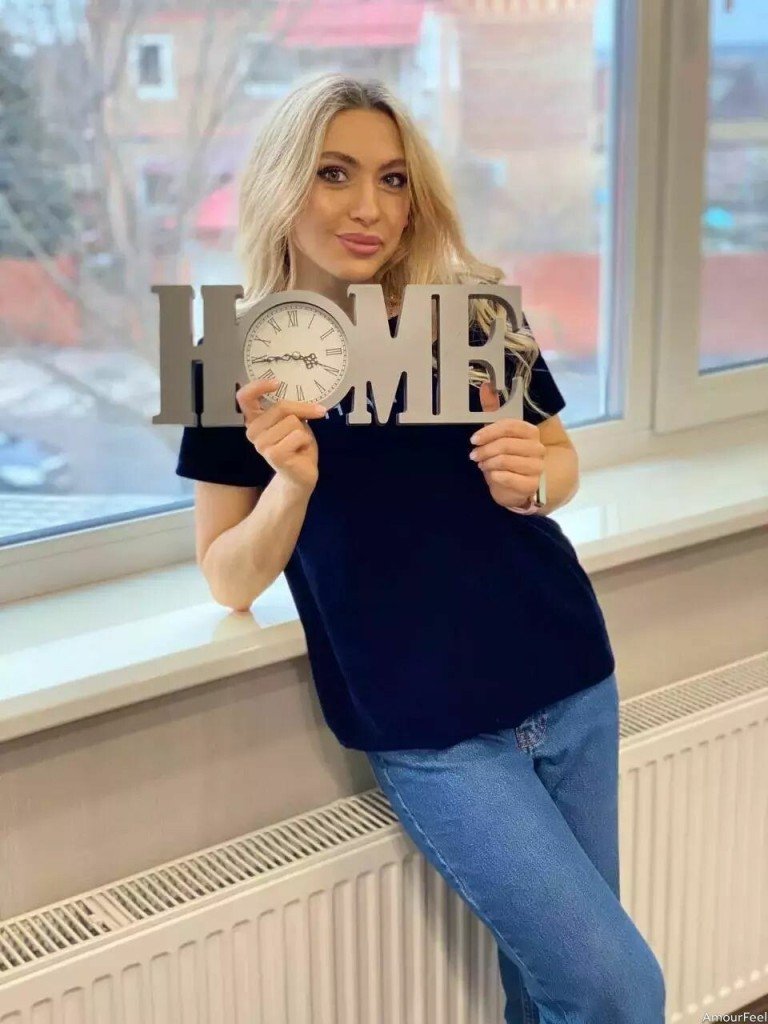 Marianna, 35