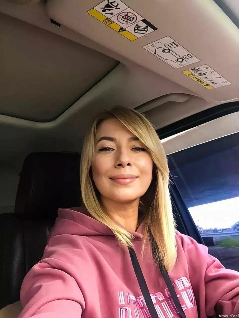 Viktoriia Profile image 2