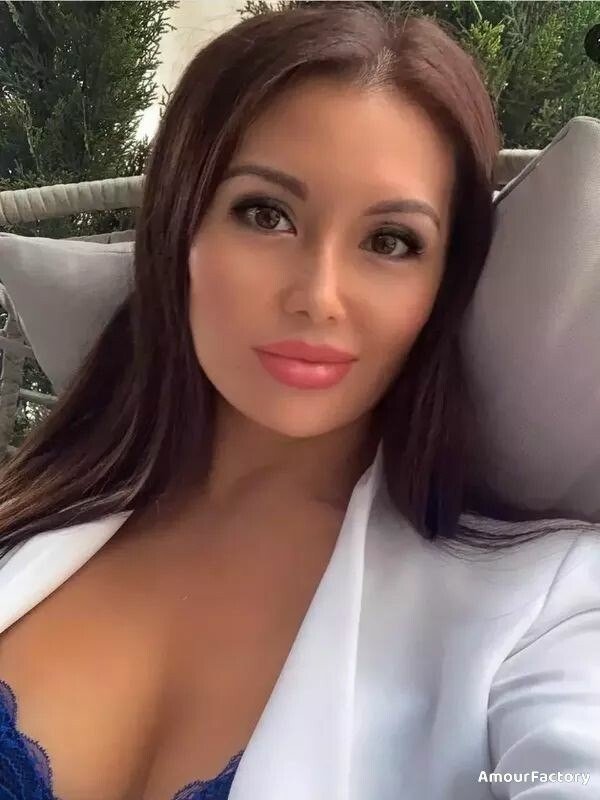Tatiana, 36