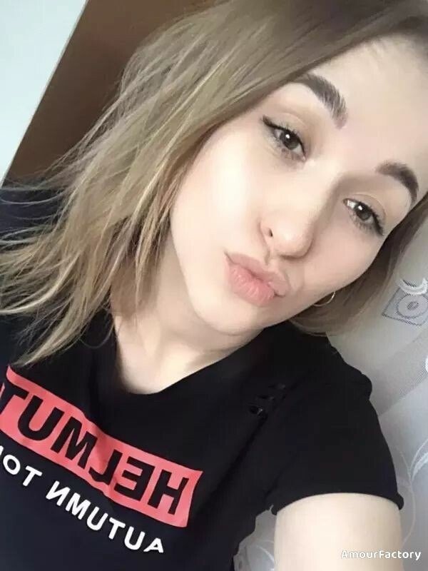 Polina Profile image 4