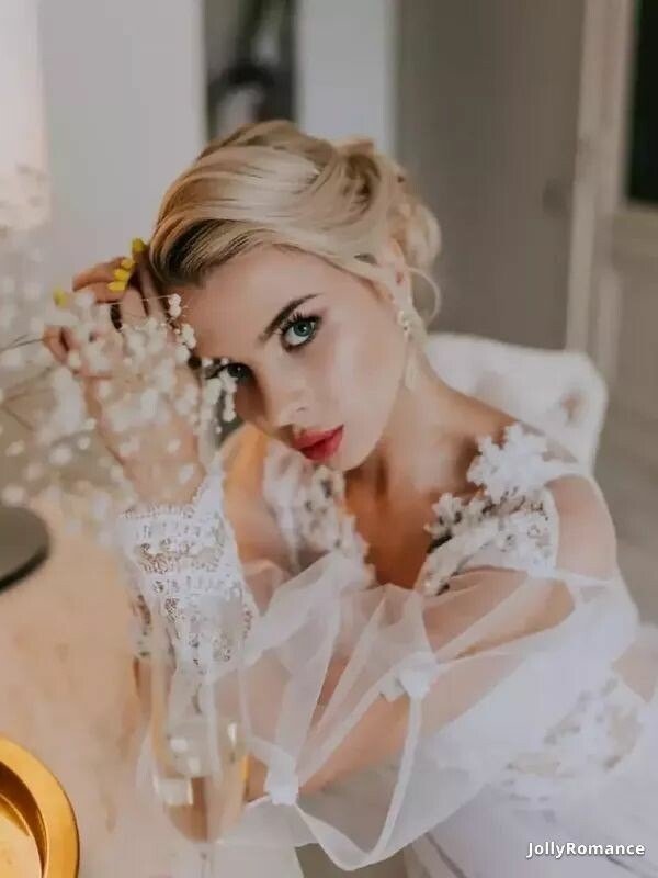 Yana Profile image 5