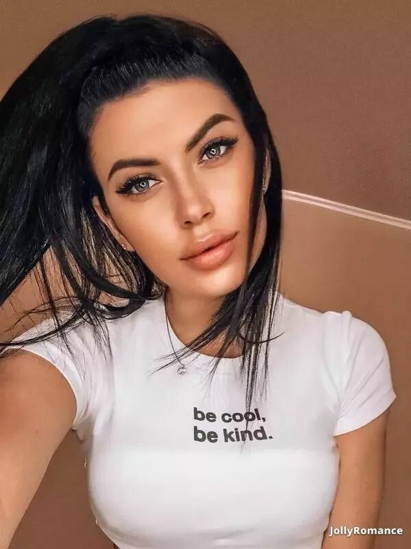 Evgenia Profile image 3