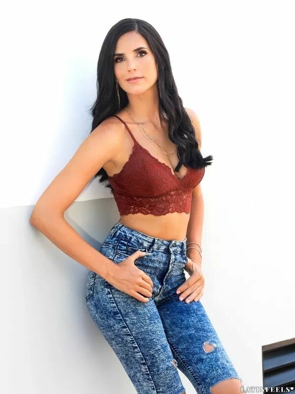 Georgina Profile image 3